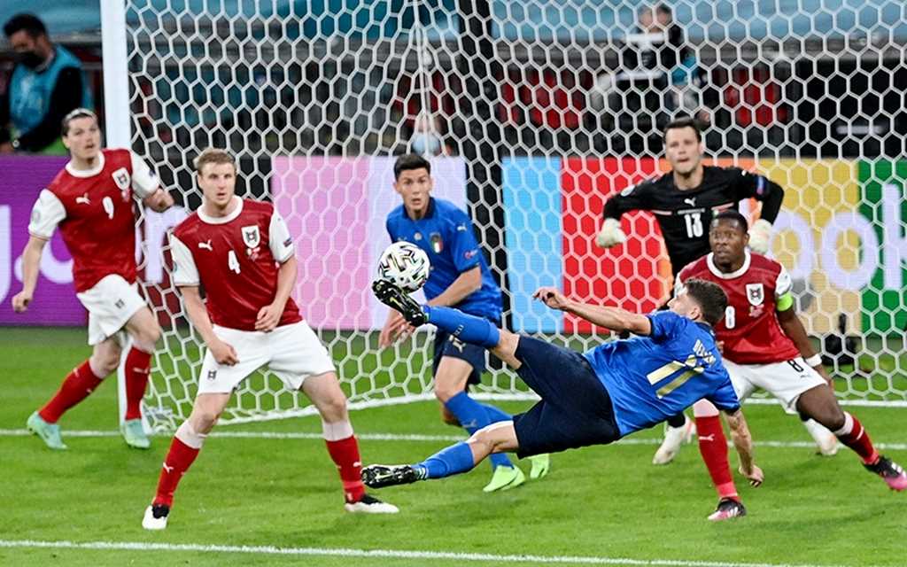 Sơ đồ 4-3-3 trong bóng đá: Ưu và nhược điểm - Tiengruoitv