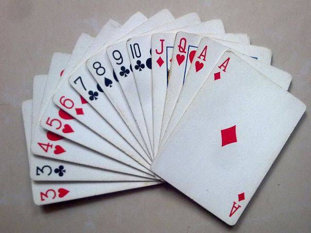 Bật Mí 3+ Mẹo Nhớ Bài Tiến Lên Đơn Giản Cho Người Mới