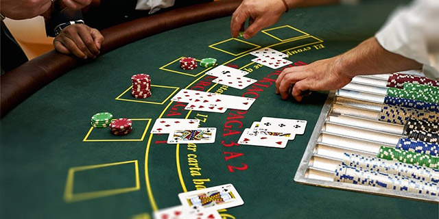 TAG Trong Poker Là Gì? Chiến Thuật An Toàn Cho Người Chơi Dài Hạn