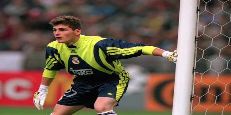 Iker Casillas – Thủ thành huyền thoại của làng bóng đá TBN