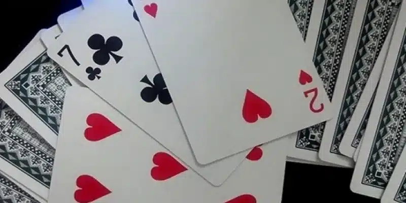 Heo đỏ là lá bài mạnh nhất trong Tiến Lên Miền Nam