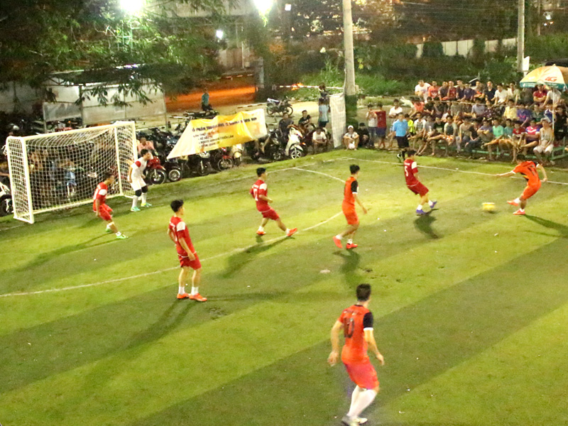 Hướng Dẫn Cách Áp Dụng Chiến Thuật 5-2-1-2 Trong Bóng Đá Hiệu Quả