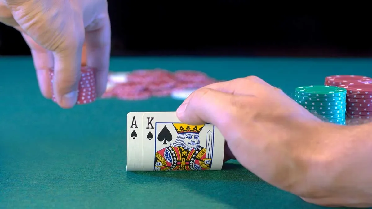 Jackpot Trong Poker Là Gì? Cơ Hội Đổi Đời Cho Mọi Người!