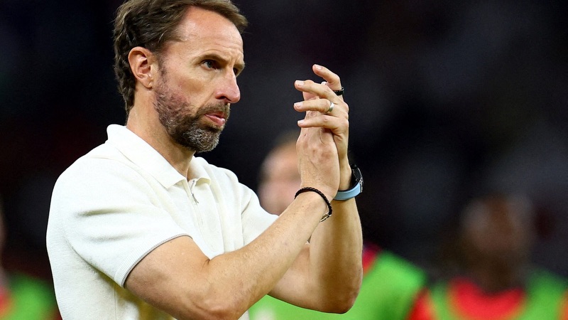 Sau đó trở thành niềm hy vọng của tuyển Anh Huấn luyện viên Gareth Southgate - Bị coi là kẻ phá hoại